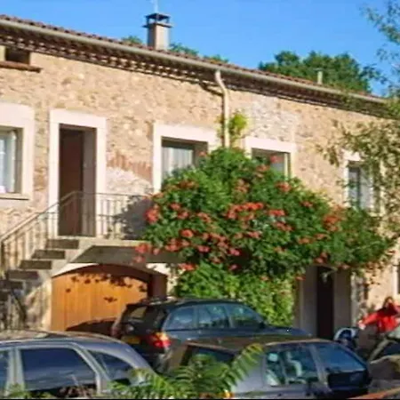 Casa vacanze Maison Confortable à Avec Vue Montagne + Jardin